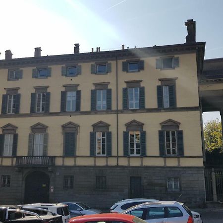 Charmerooms Palazzo Stampa Бергамо Экстерьер фото