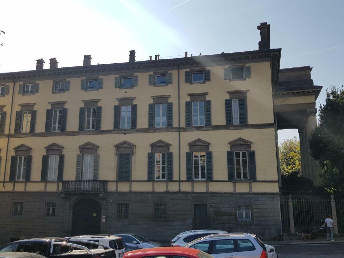 Charmerooms Palazzo Stampa Бергамо Экстерьер фото